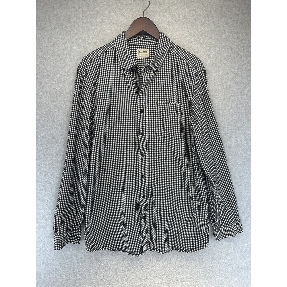 L.L. Bean Mens Button Up Shirt Size XL Black Check Collared Long Sleeve